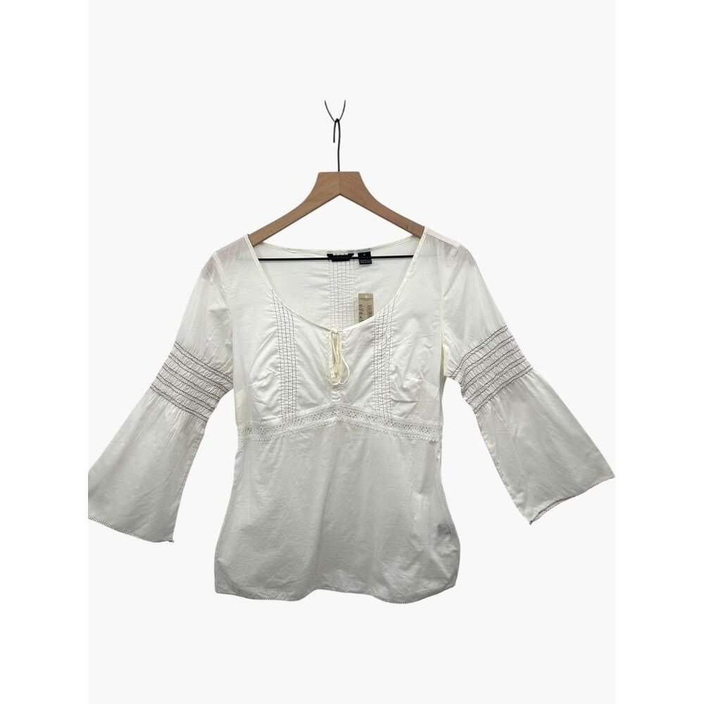 American Eagle Outfitters Womens White Peasant Top With Smocked Sleeves & Lace